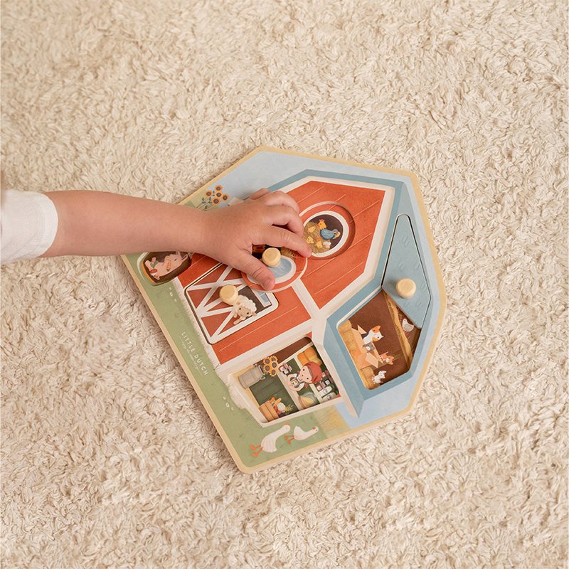 Wooden Barn Puzzle | Little farm