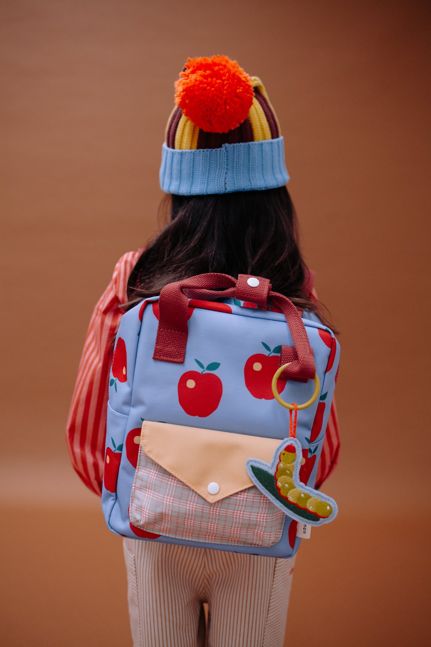 Mochila infantil pequena Sticky Lemon edição especial apple grub | sticky-lemon-mochila-especial-lollakids