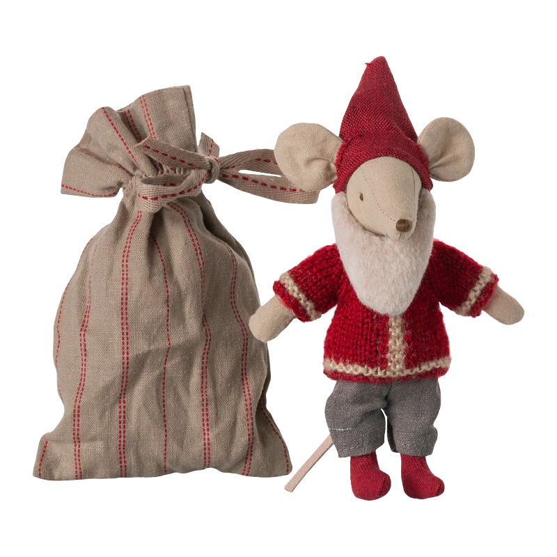 Pormenor do fato do Pai Natal Ratinho da Maileg | maileg-pai-natal-ratinho-lollakids