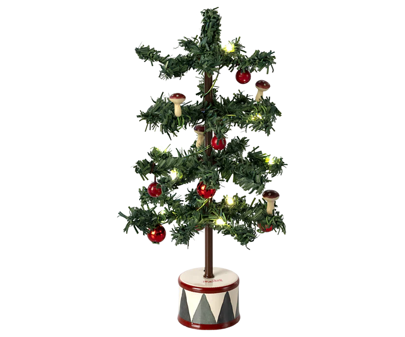 Pormenor da decoração da Árvore de Natal Maileg | maileg-arvore-natal-ratinhos-lollakids