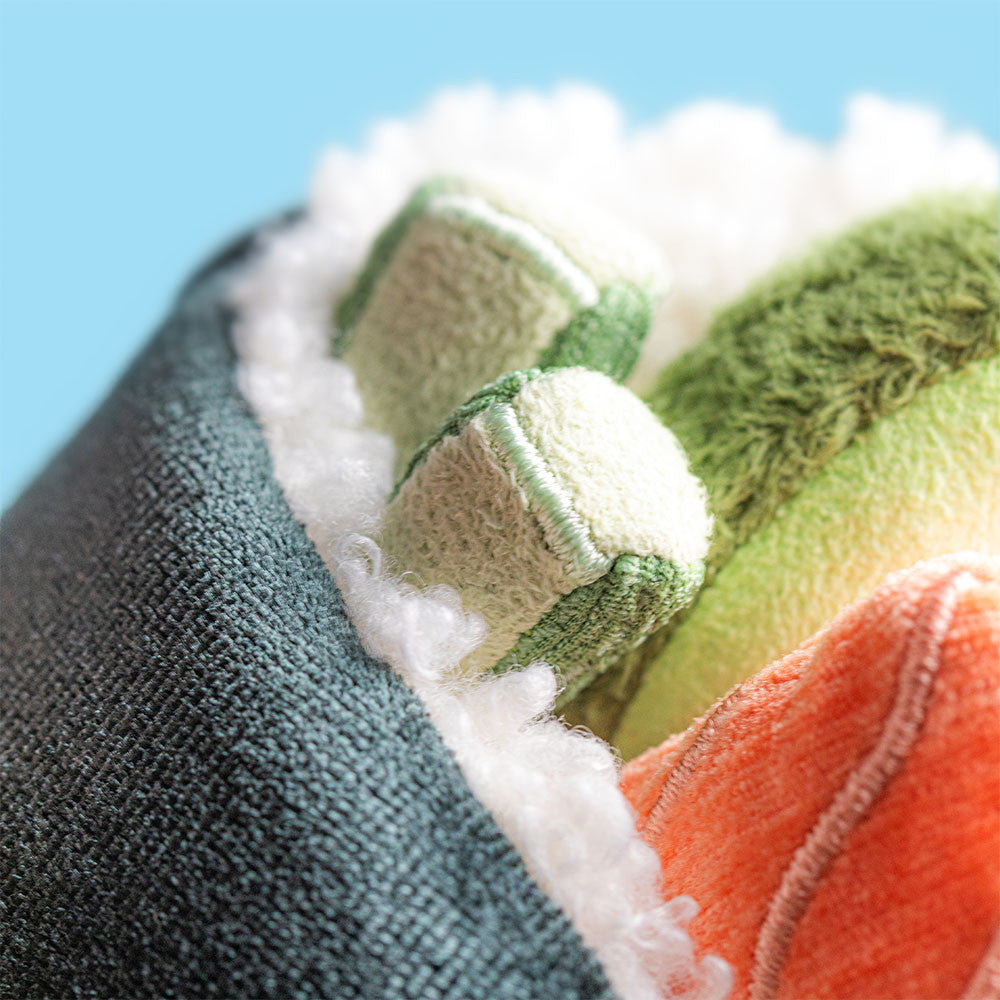 Peluche Jellycat Amuseables Temaki Coneroi de lado | jellycat-amuseables-temaki-coneroi-lollakids