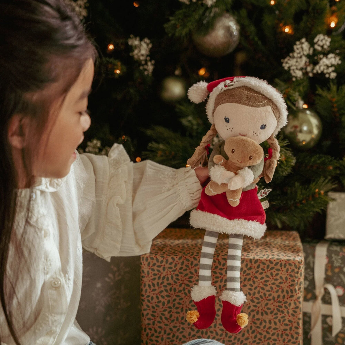 Boneca de Natal Rosa fora da caixa | little-dutch-boneca-natal-rosa-lollakids