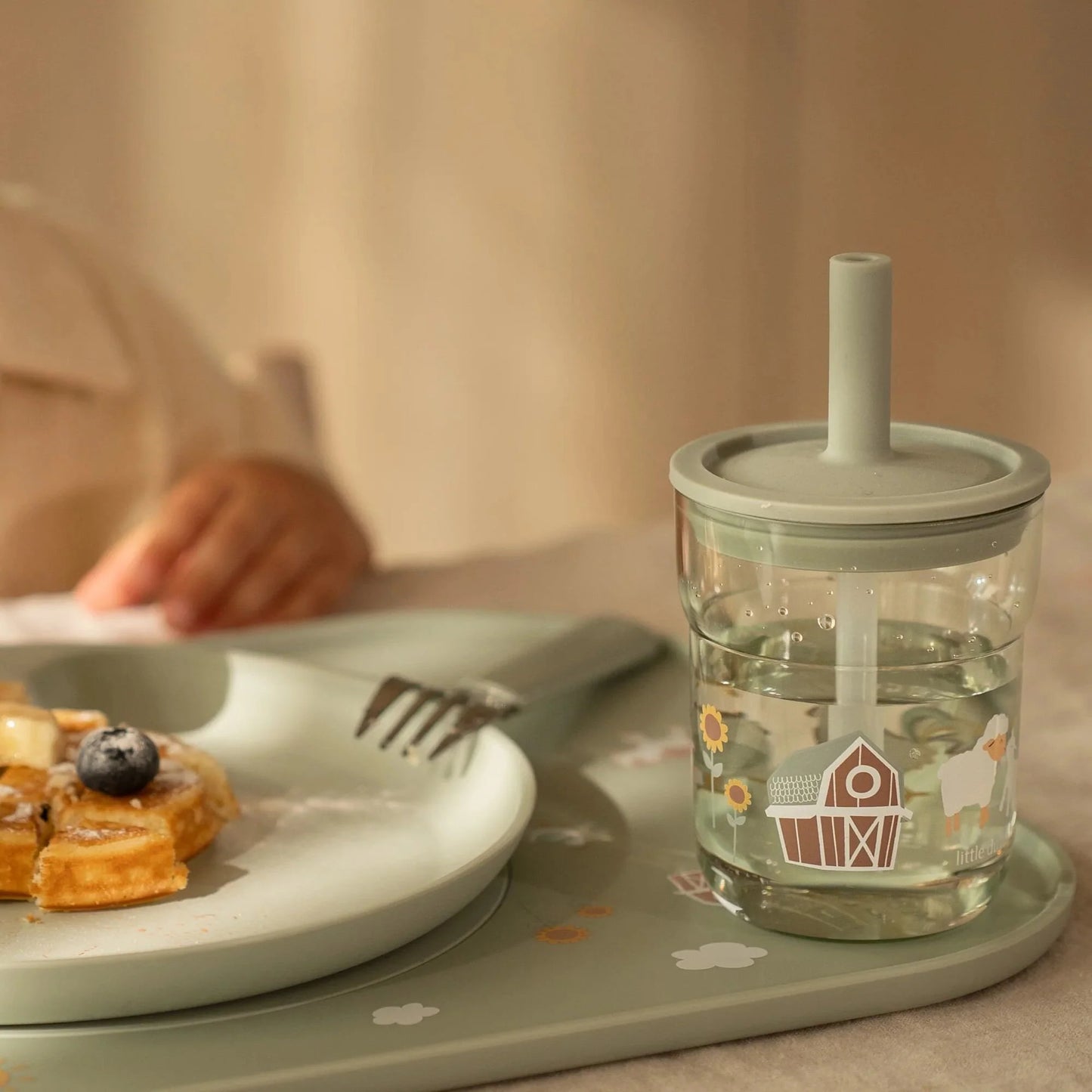 Copo Infantil com Palhinha Little Dutch Little Farm – Prático e Antiderrames