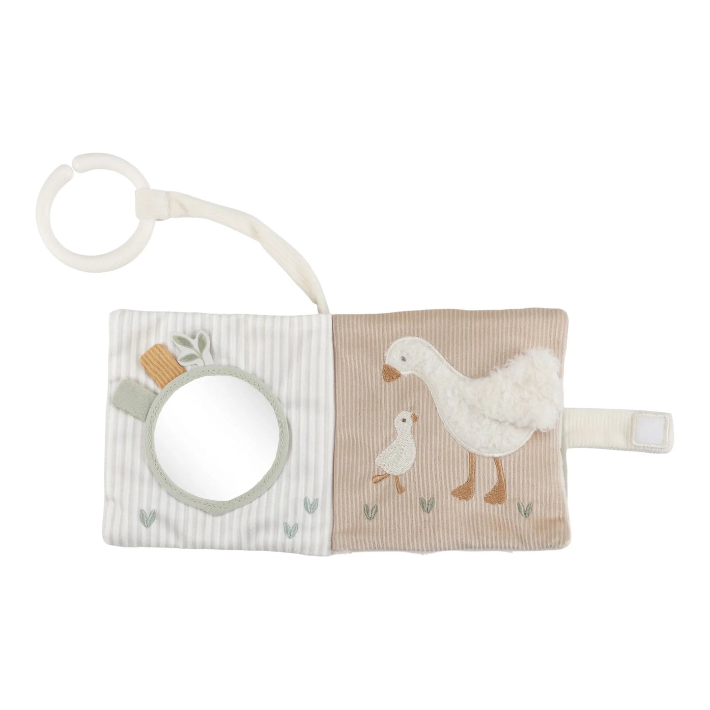 Vista do interior do livrinho, com páginas que incluem diferentes tecidos, sons e imagens suaves. Adaptado para mãos pequenas.