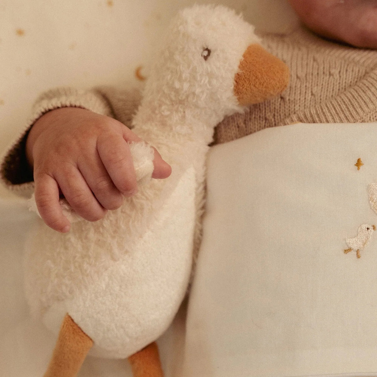 Cuddle Goose 17 cm White — Little Dutch | Lolla Kids