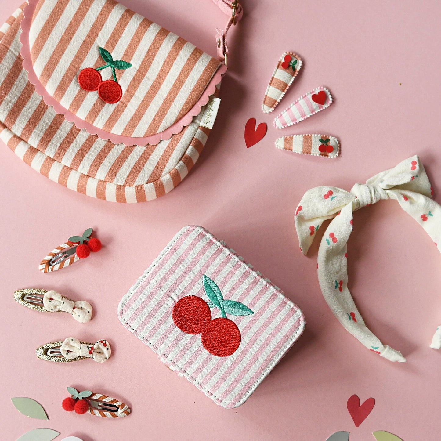 Mala Tiracolo Riscas Cherry Scallop da Rockahula Kids