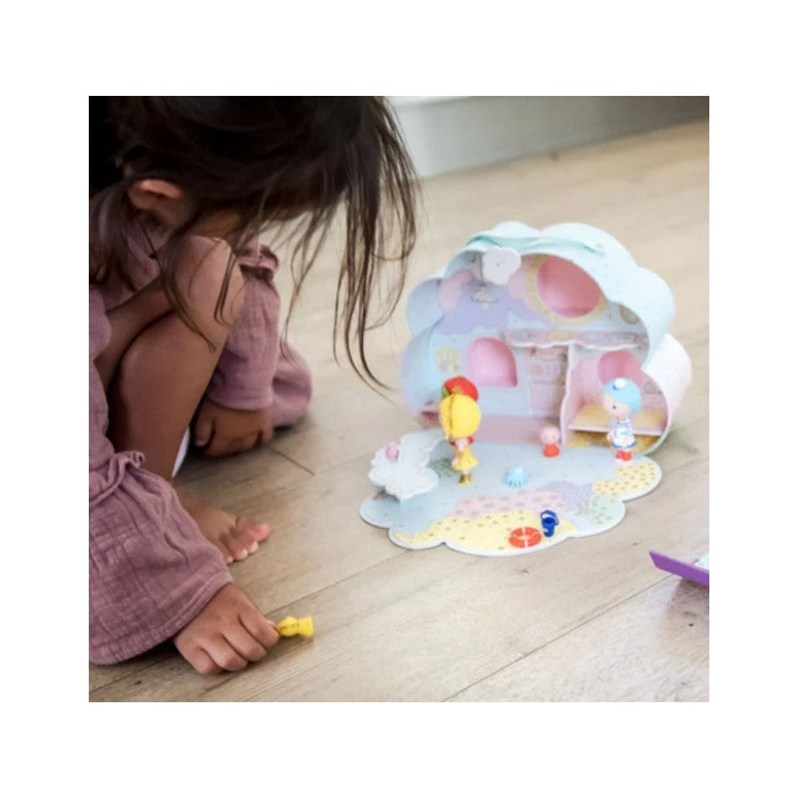 Djeco Tinyly Sunny & Mia com Casa na Nuvem – Playset Portátil (4–9 anos)
