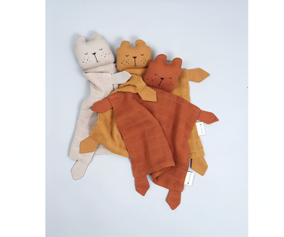 Doudou em Musselina Orgânica Urso Caramel