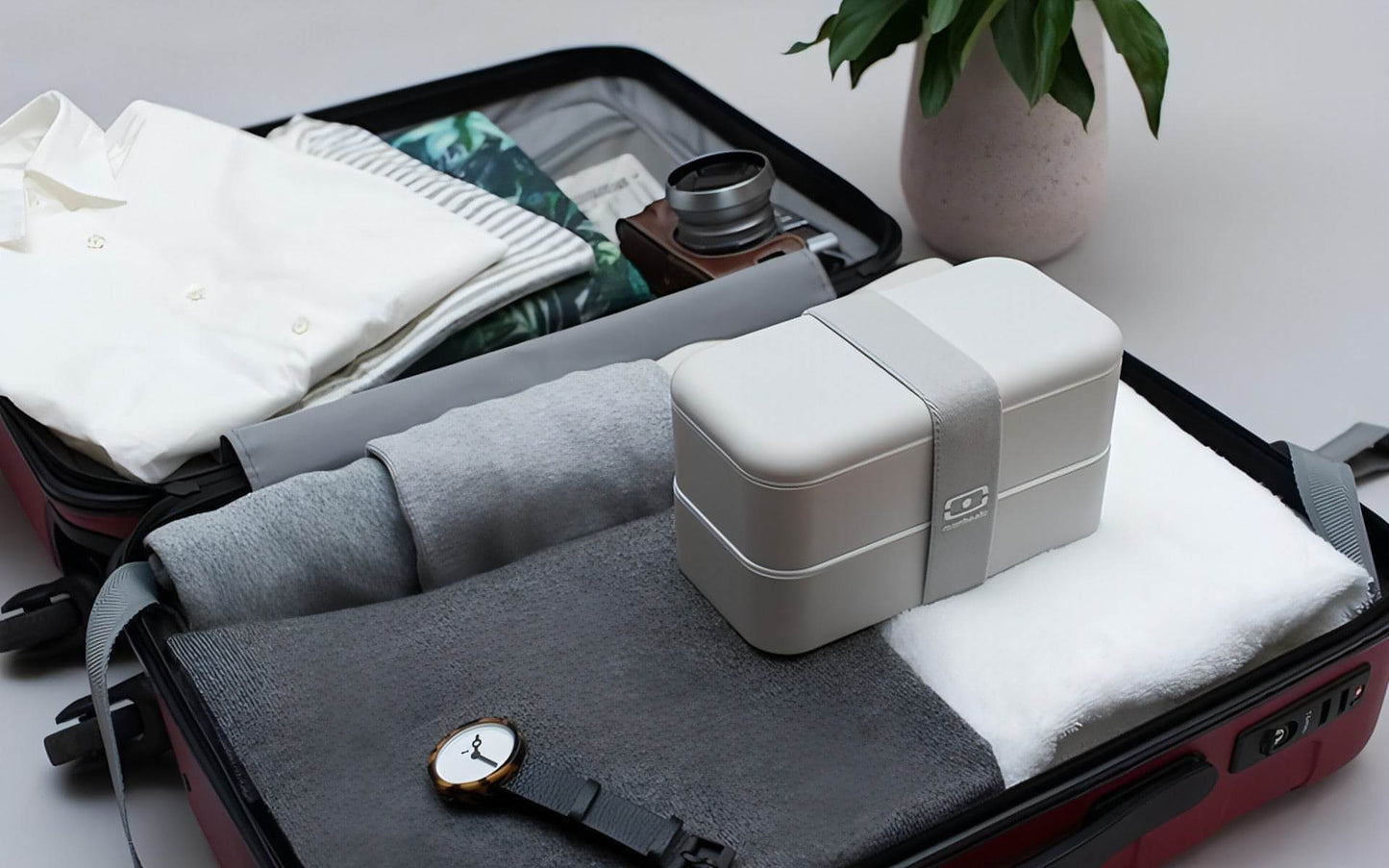 Mb Original Light Gray Lunch Box