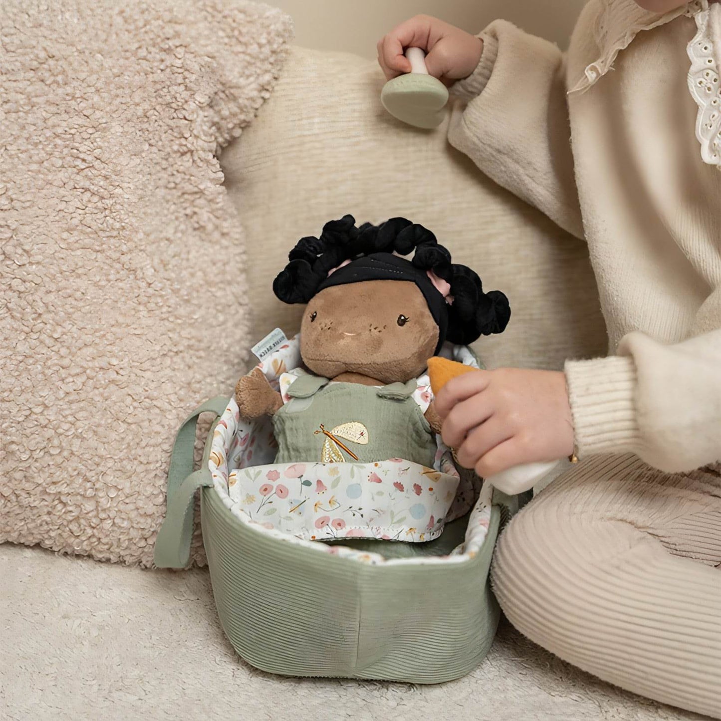 Baby Evi com Alcofa Flowers & Butterflies da Little Dutch