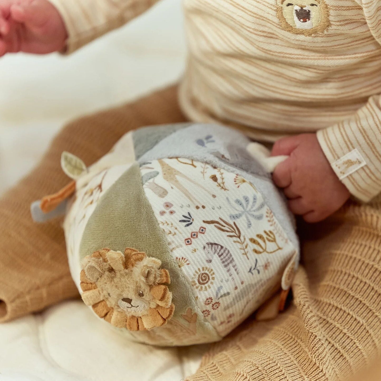 Bola de Atividades Safari Friends Little Dutch lado