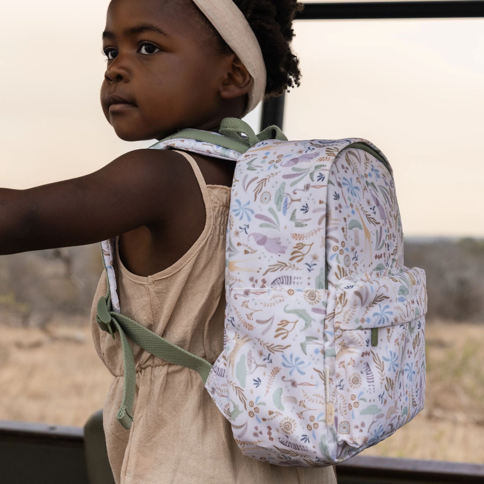 Mochila Safari Friends Branca 29cm Little Dutch bolso