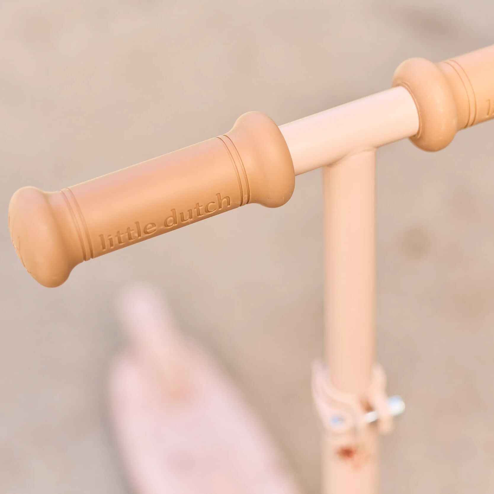 Trotinete Triciclo Rosa Little Dutch