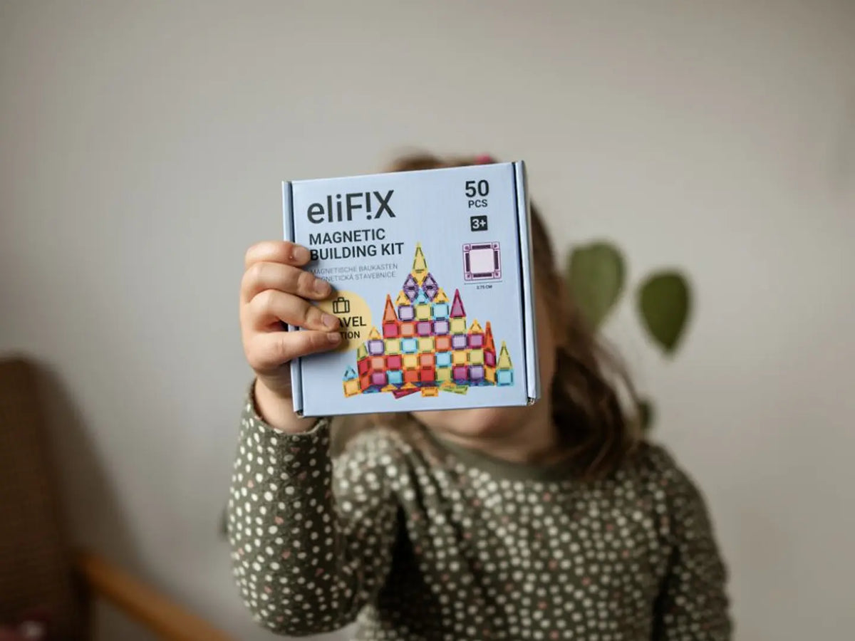 Magnetic Tiles Travel Kit de 50 peças da Elis Design, blocos magnéticos de viagem | elis-design-magnetic-tiles-travel-kit-50-lollakids