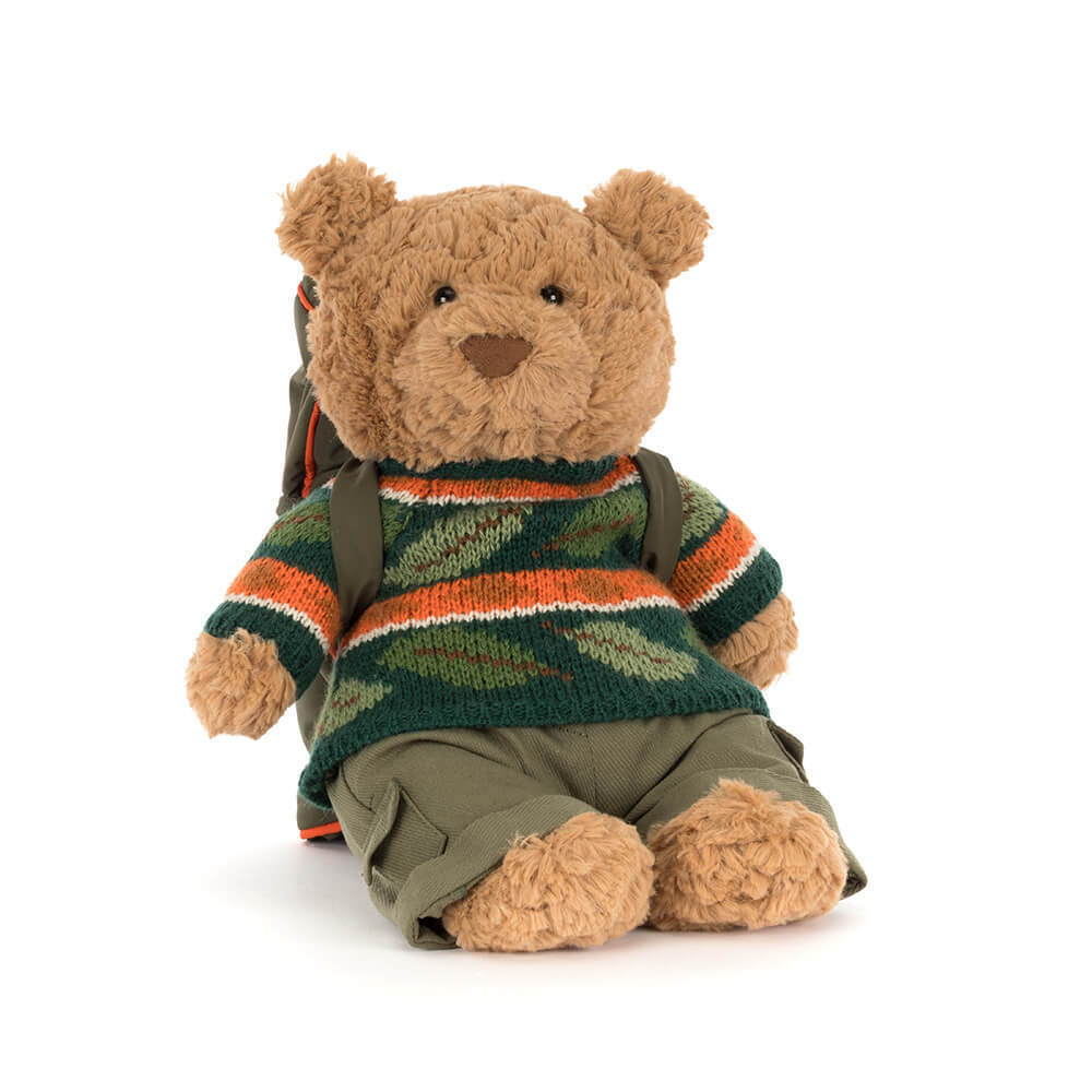 Urso Bartholomew Bear com equipamento de caminhada Jellycat, vista principal | jellycat-urso-bartholomew-caminhada-lollakids