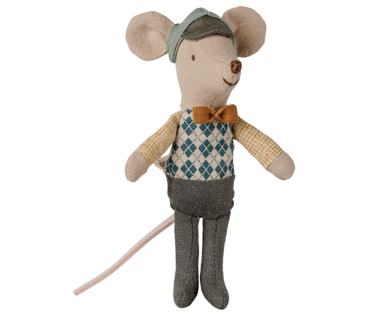 Ratinho condutor Little Brother da Maileg com boné e laço | maileg-ratinho-condutor-little-brother-lollakids