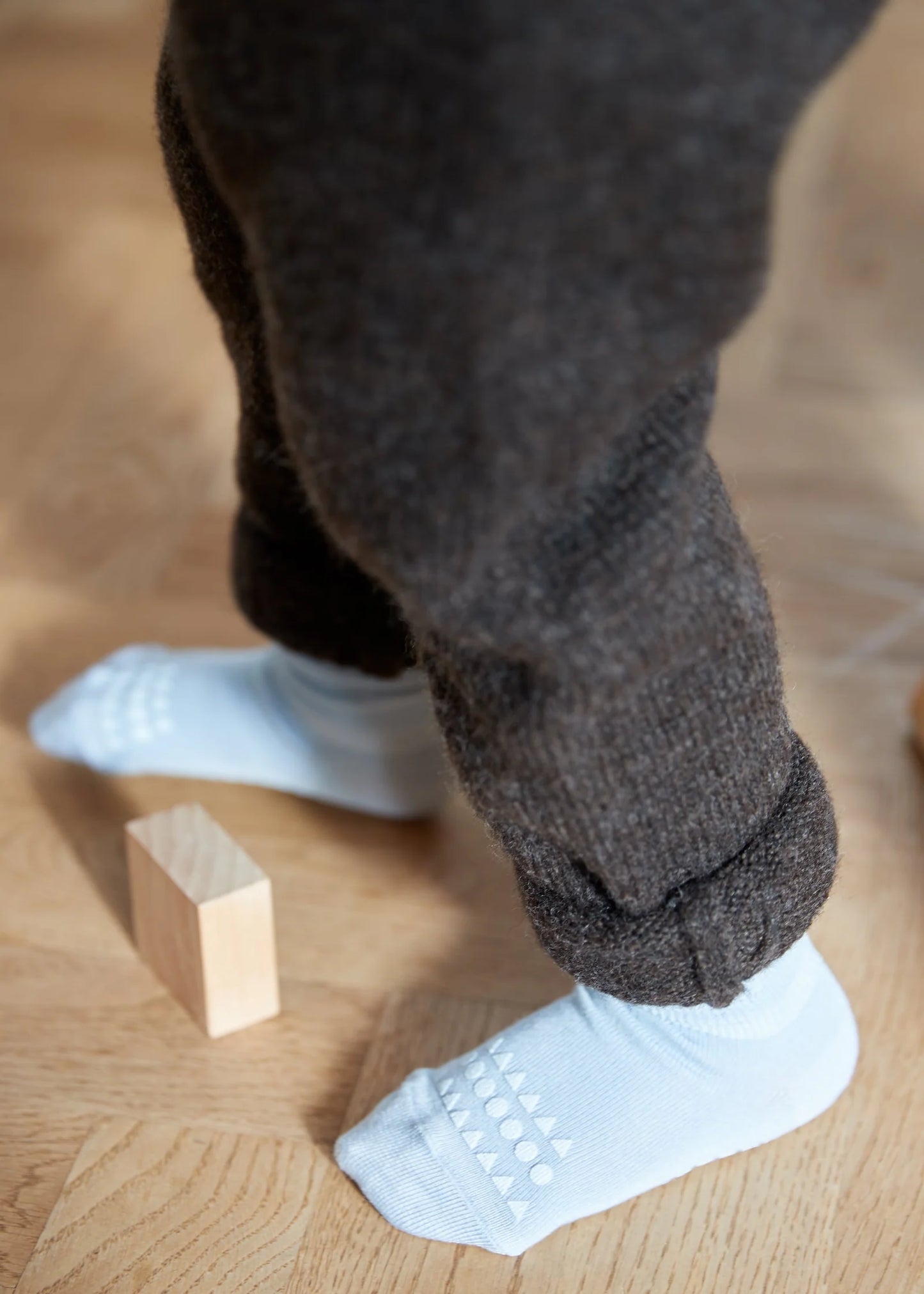 Meias Antiderrapantes em Bambu — Sky Blue | GoBabyGo | Lolla Kids