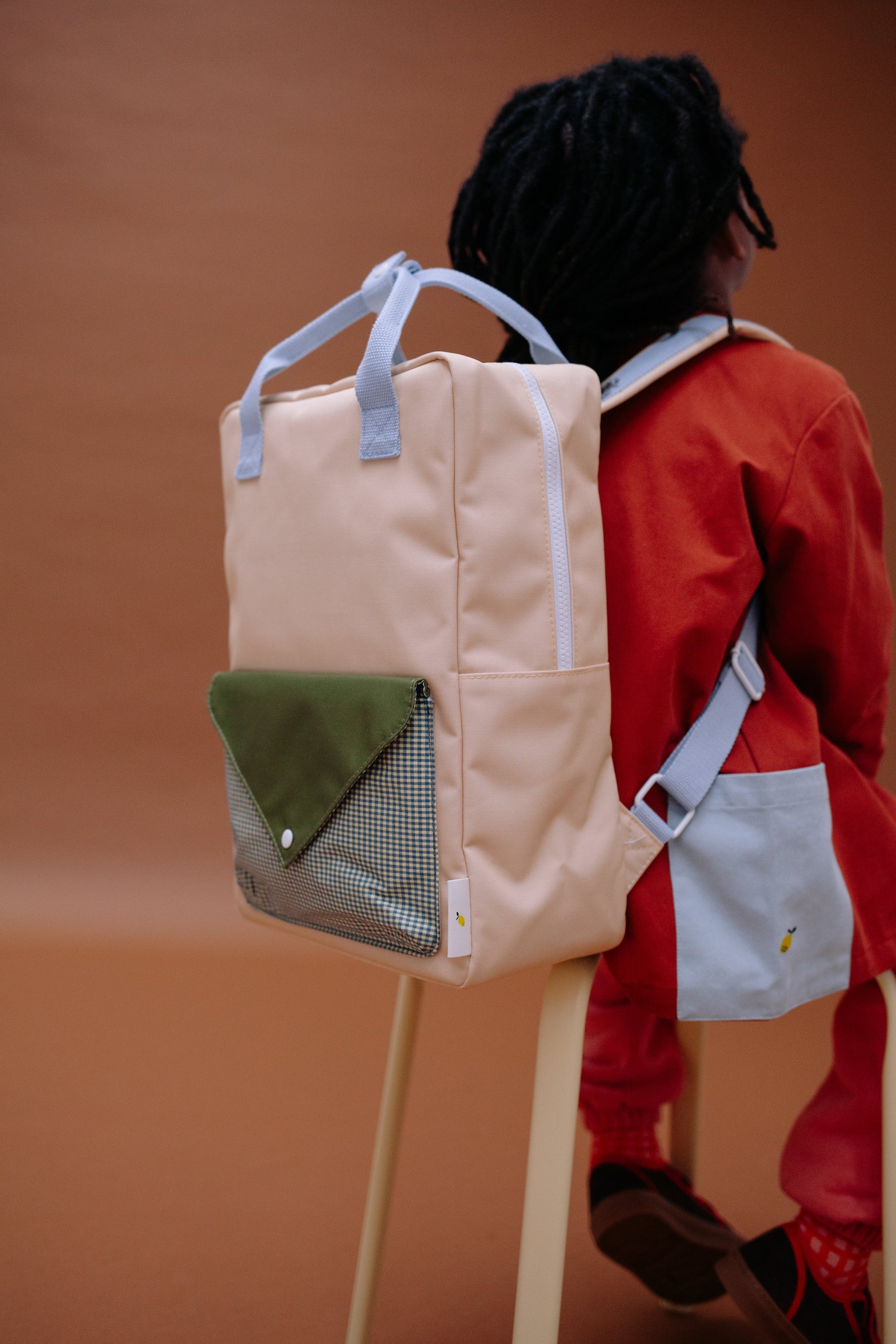 Mochila Grande Envelope Twiggy Beige Sticky Lemon | mochila-envelope-twiggybeige-lollakids