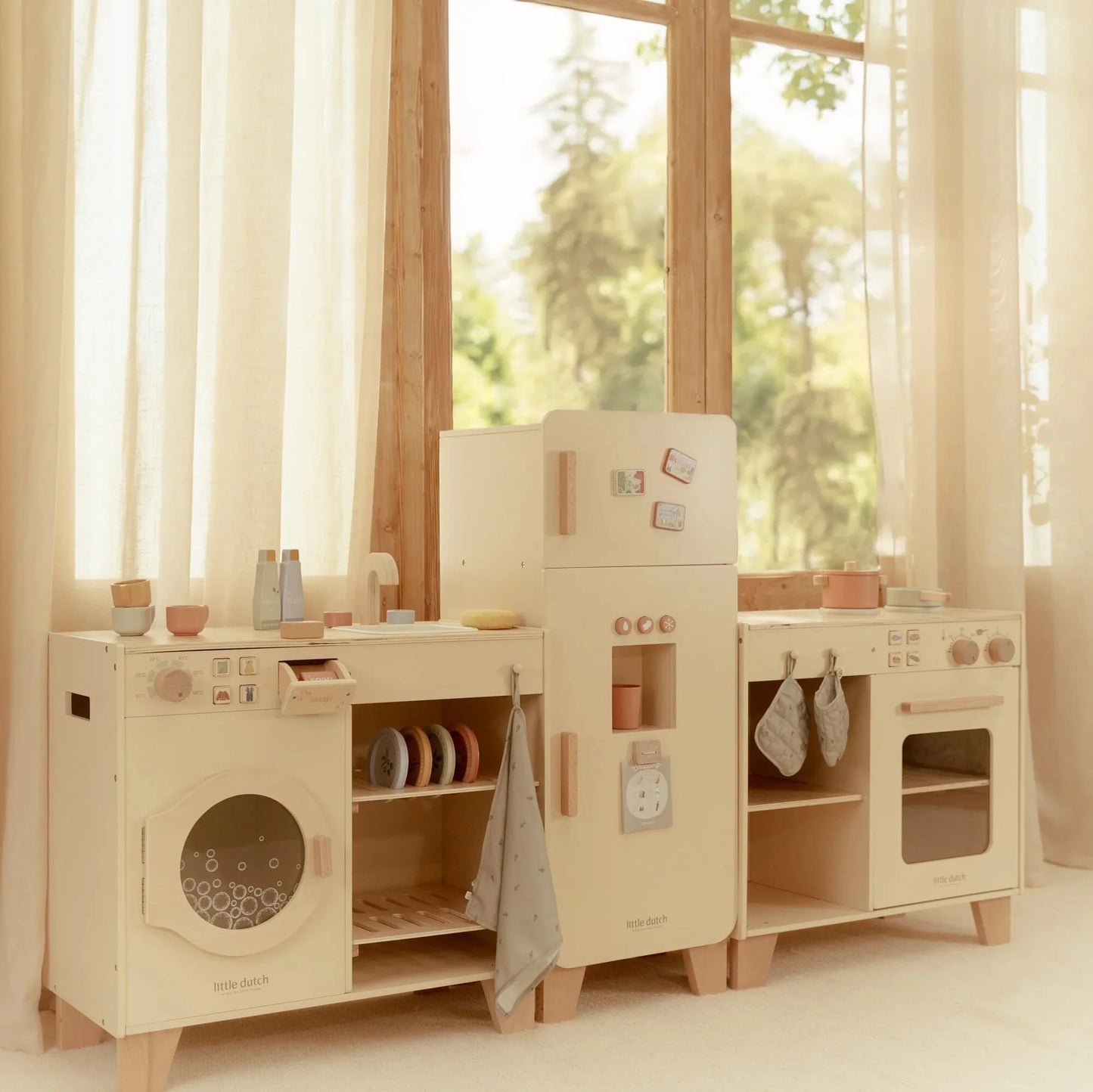 Frigorífico de Madeira Essentials – Edição Limitada | Lolla Kids
