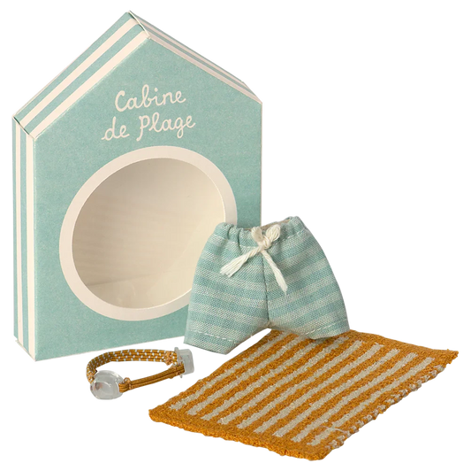 Tudo pronto para um dia de praia com os ratinhos