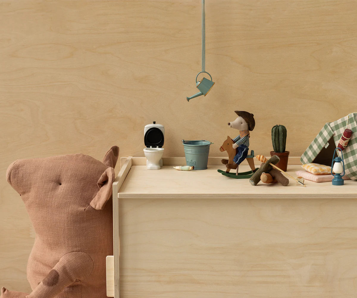 Rato Cowboy no Cavalo de Baloiço Maileg – Irmão Mais Novo