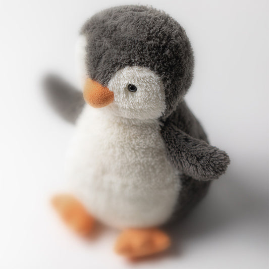 Peanut Penguin, pormenor do rosto e bico | jellycat-peanut-penguin-pequeno-lollakids