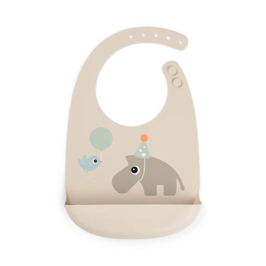 Vista frontal do Babete silicone Done by Deer Celebration Sand com bolso