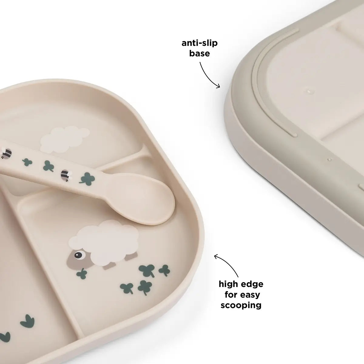 detalhes antiderrapantes sobre o Prato compartimentado antiderrapante Done by Deer Farm Sand