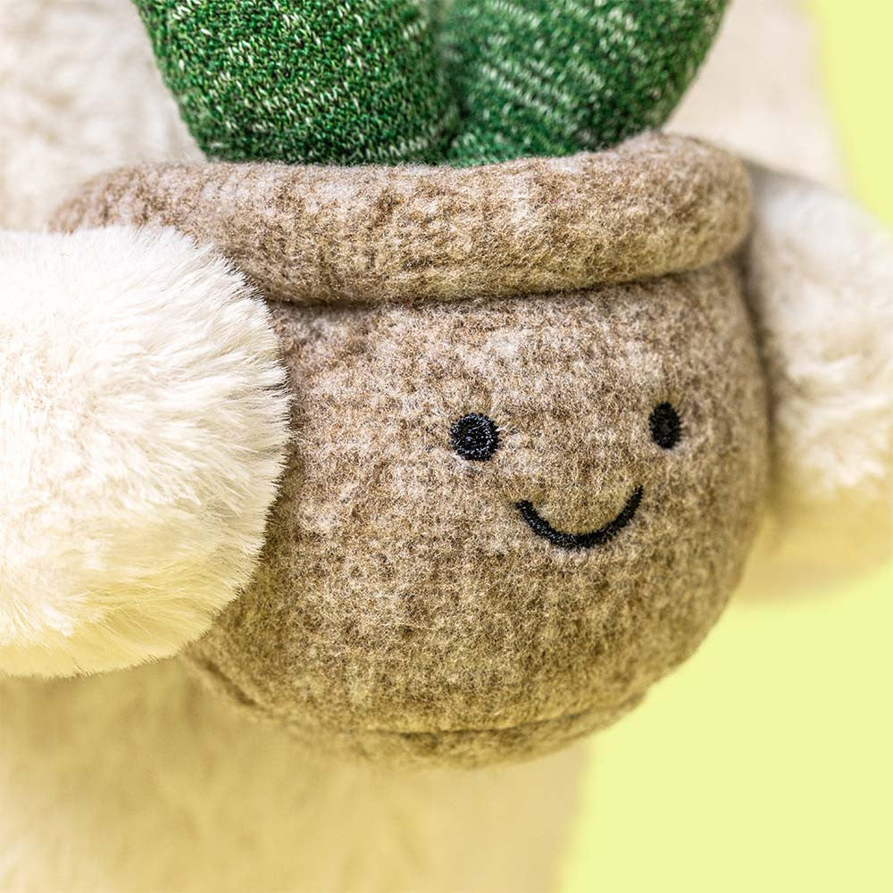 Coelhinha Creme com Planta Jellycat – Peluche Delicado