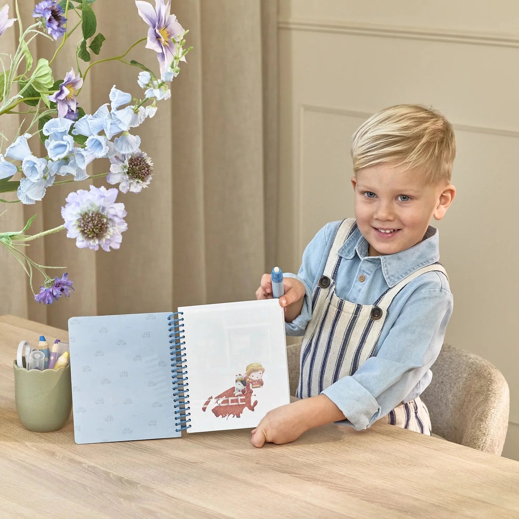 Water Magic Book Jim – Livro Mágico de Pintura com Água