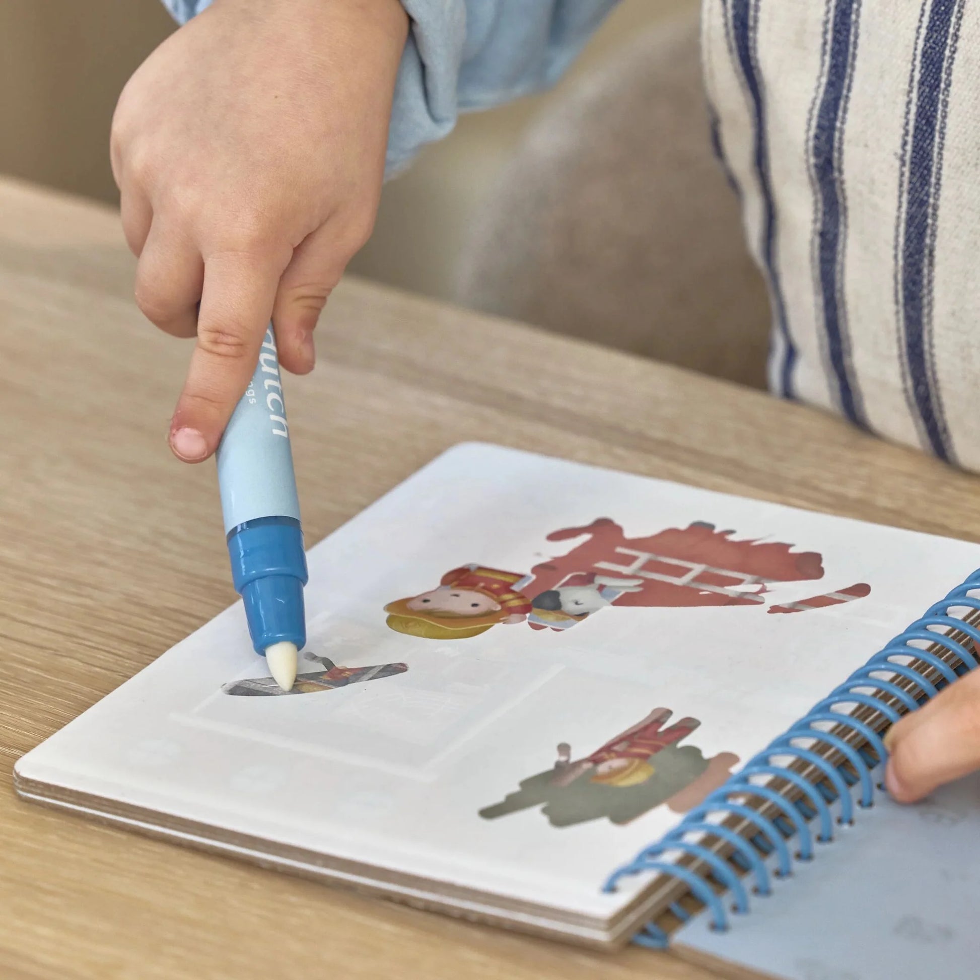 Water Magic Book Jim – Livro Mágico de Pintura com Água