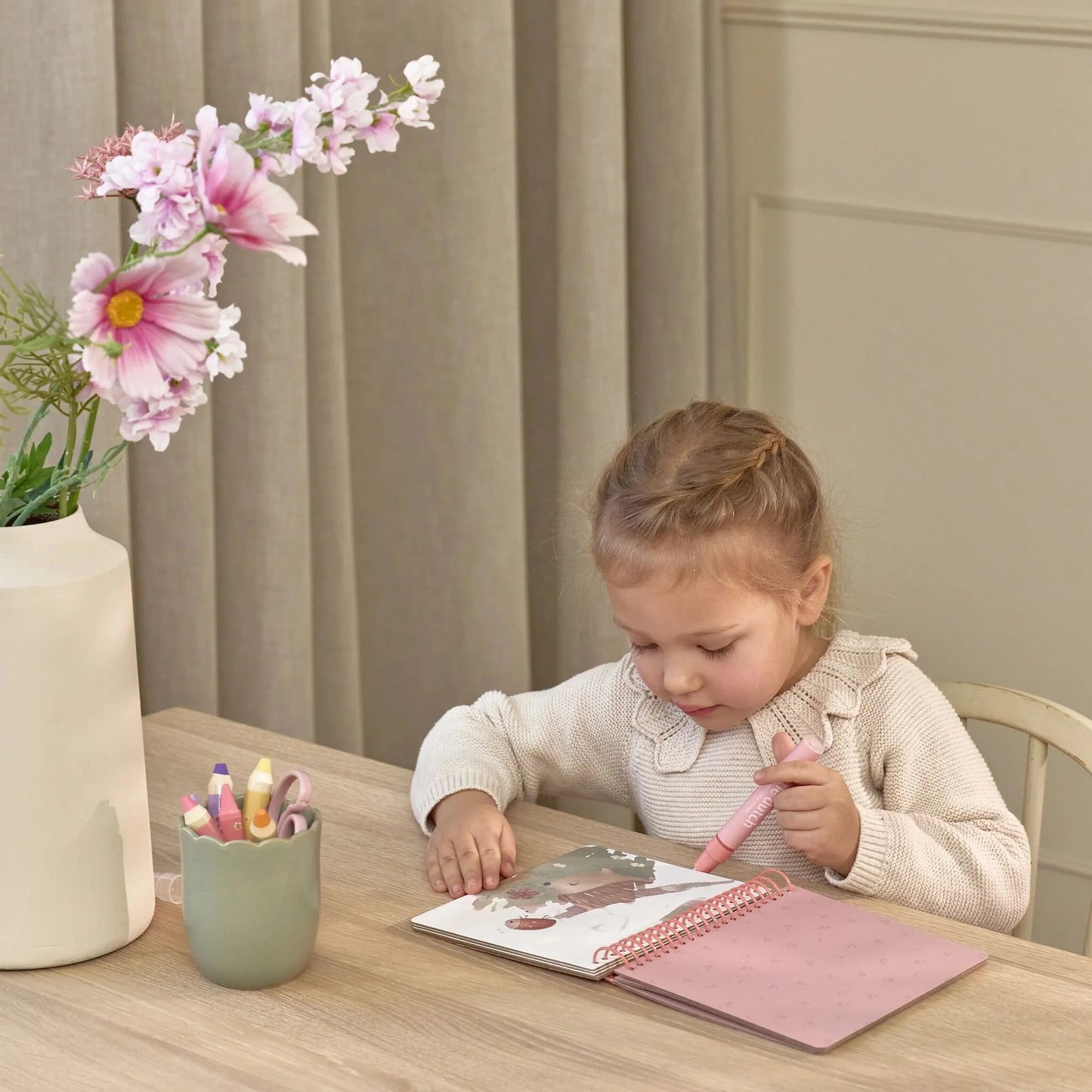 Water Magic Book Rosa – Livro de Pintura Mágico com Água