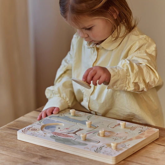 Detalhe das peças do puzzle sonoro Safari Friends | little-dutch-puzzle-sonoro-safari-friends-lollakids