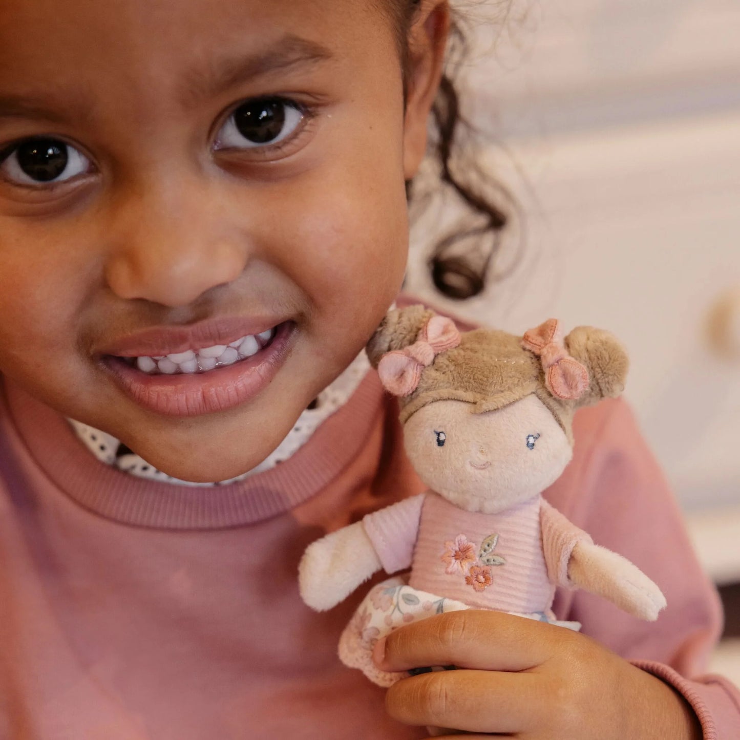 Boneca de Peluche Rosa 10cm para Criança | Lolla Kids