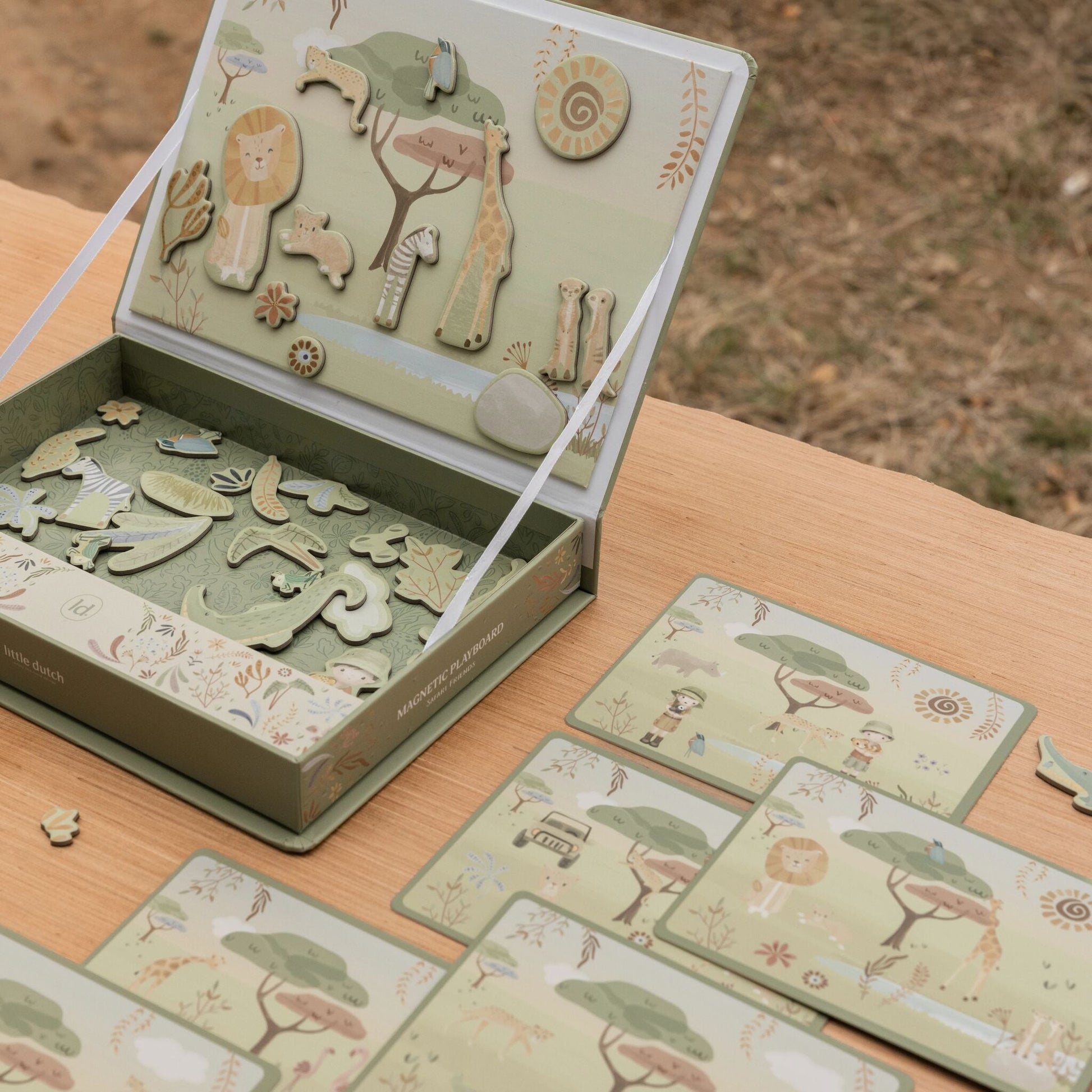 Embalagem do tabuleiro magnético Safari Friends | little-dutch-tabuleiro-magnetico-safari-friends-lollakids