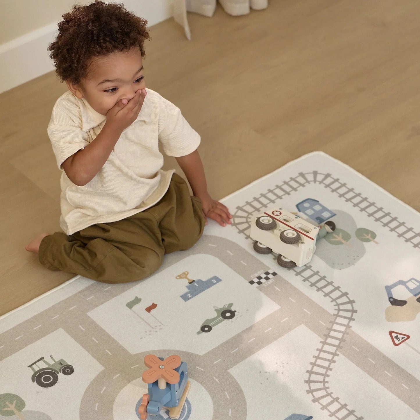 Tapete de Atividades Carros Bege Little Dutch | Tapete Infantil Estradas