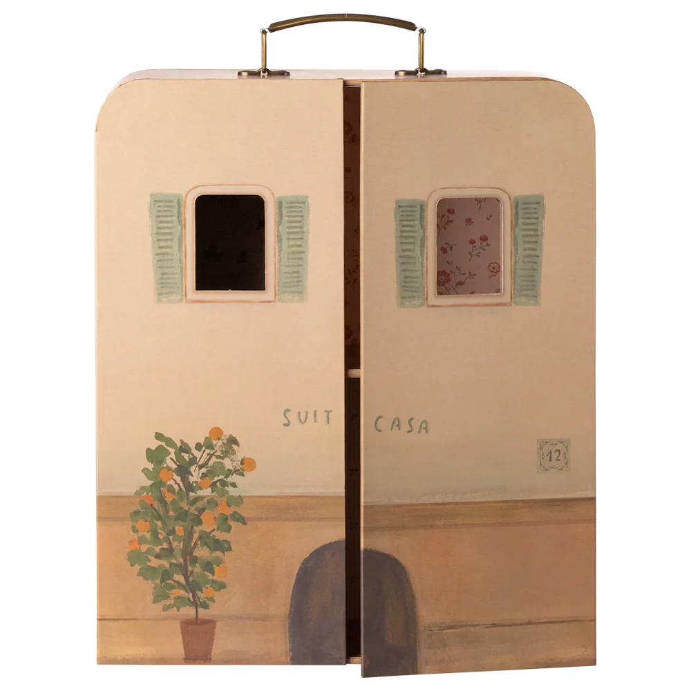🏡 Casa Suitcase – Ratinha Irmã Mais Nova e Irmão Mais Novo