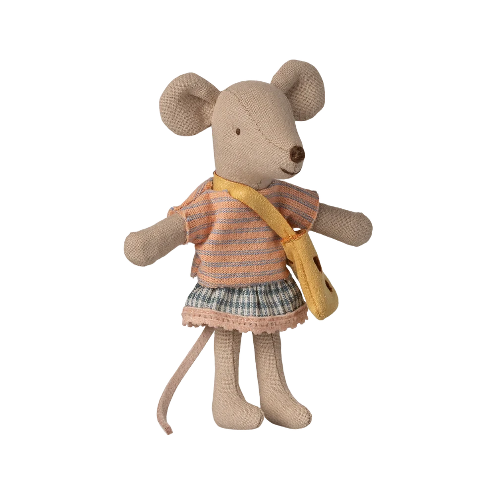 Ratinha Little Sister Maileg mala queijo