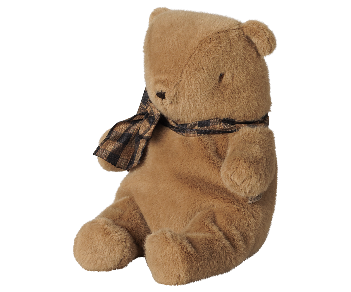 Urso de peluche pequeno Maileg cogumelo visto de lado | maileg-urso-peluche-castanho-lollakids